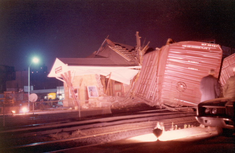 CNJ wreck at Elizabeth, NJ