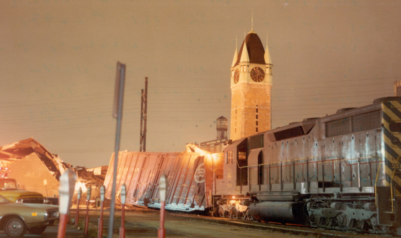 CNJ wreck at Elizabeth, NJ