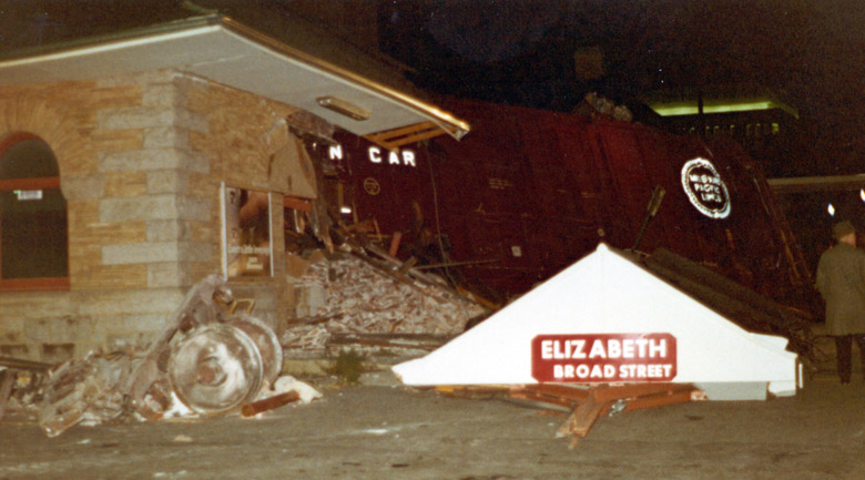 CNJ wreck at Elizabeth, NJ